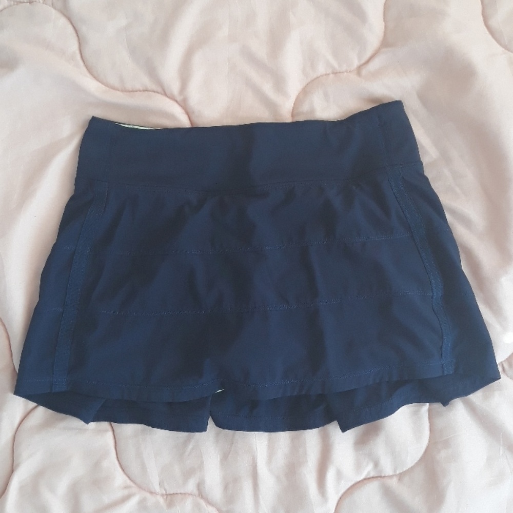 Lululemon pace rival skirt